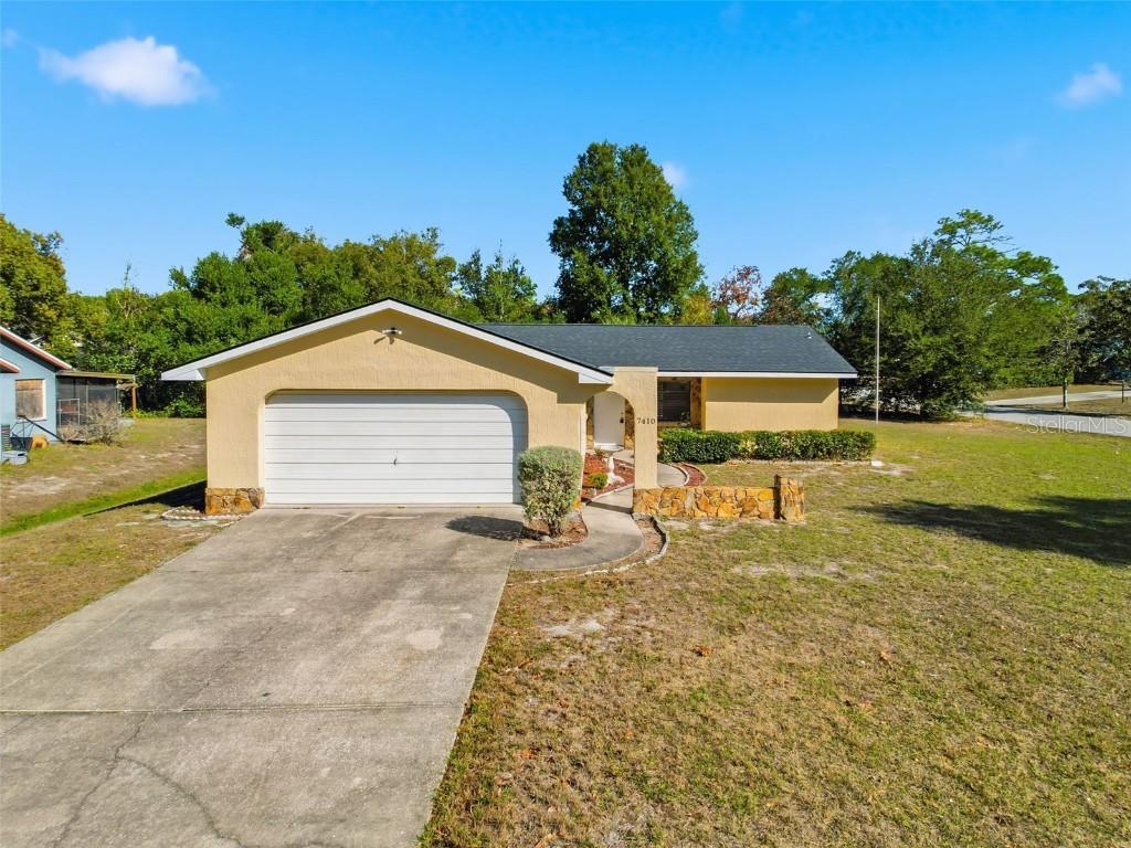 7410 Dundee Ct., Weeki Wachee, FL 34613