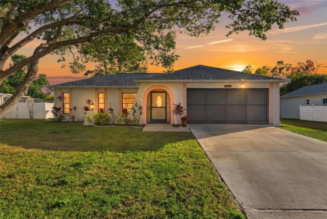 8164 Pagoda Dr., Spring Hill, FL 34606