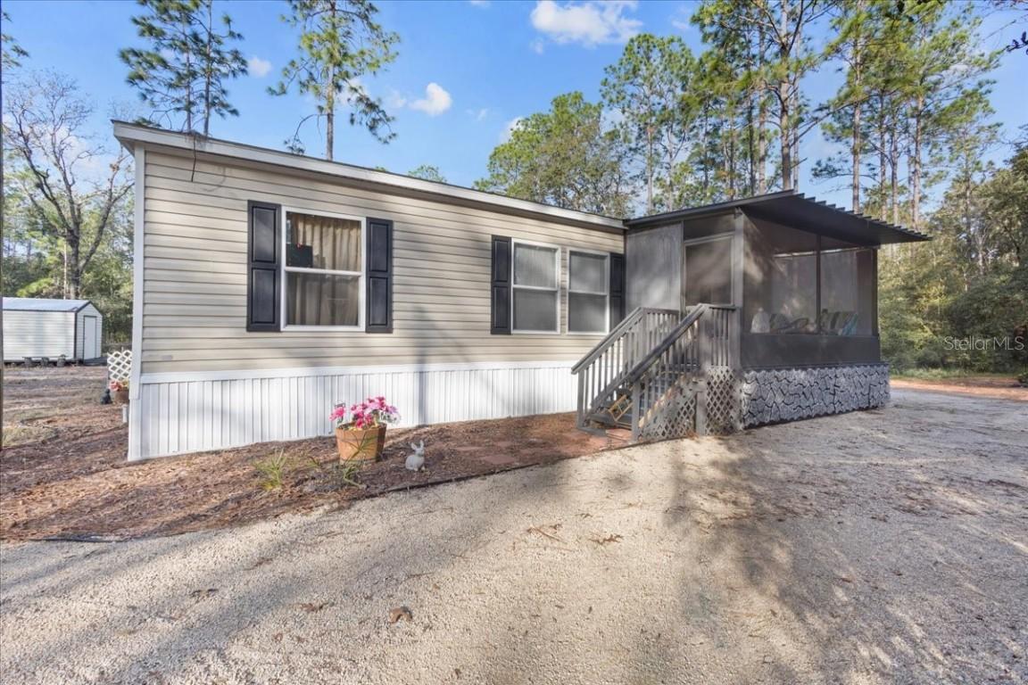 5829 NW 11th Ave., Bell, FL 32619