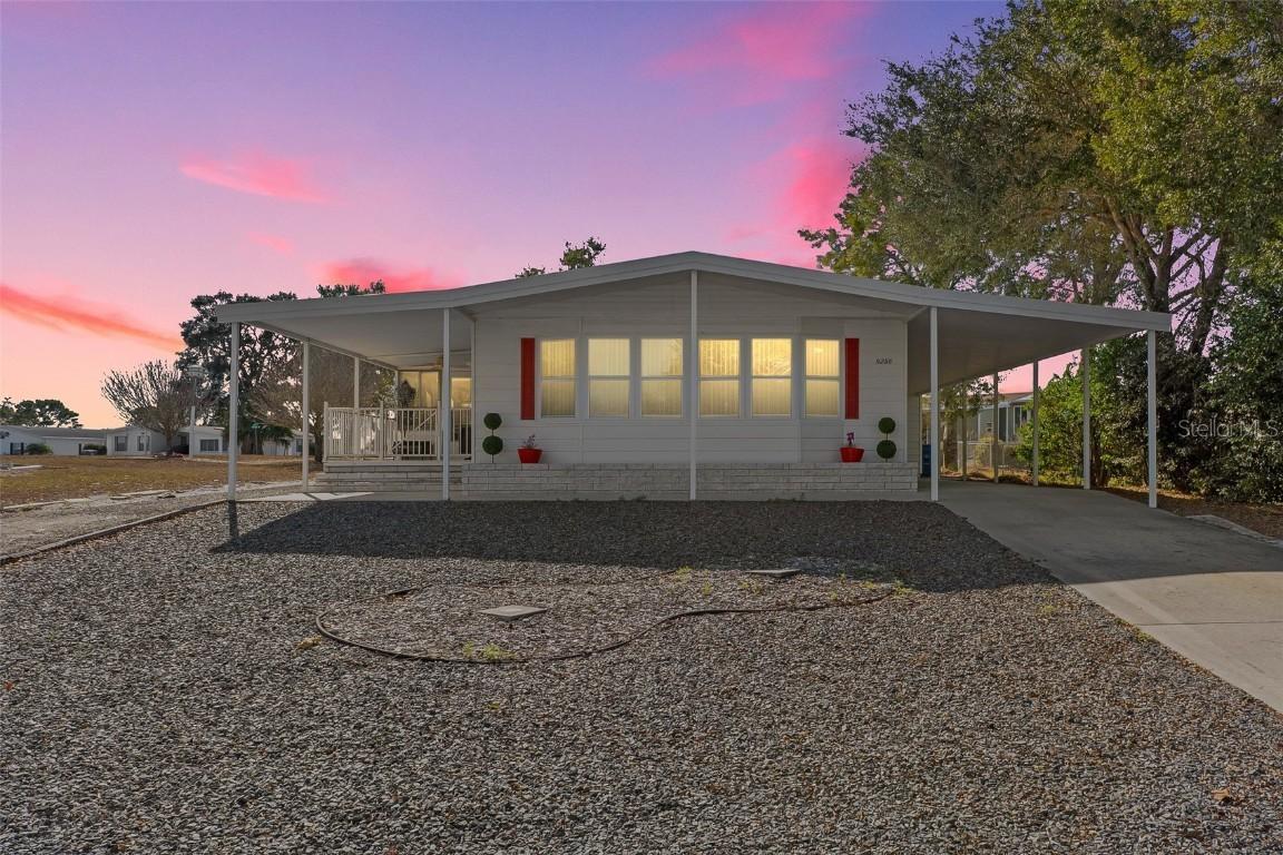 9256 Salisbury Dr., Brooksville, FL 34613