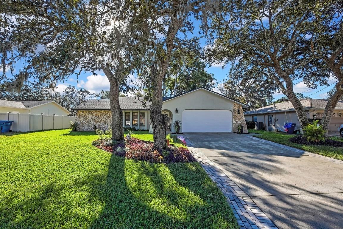 2274 Danforth Rd., Spring Hill, FL 34608
