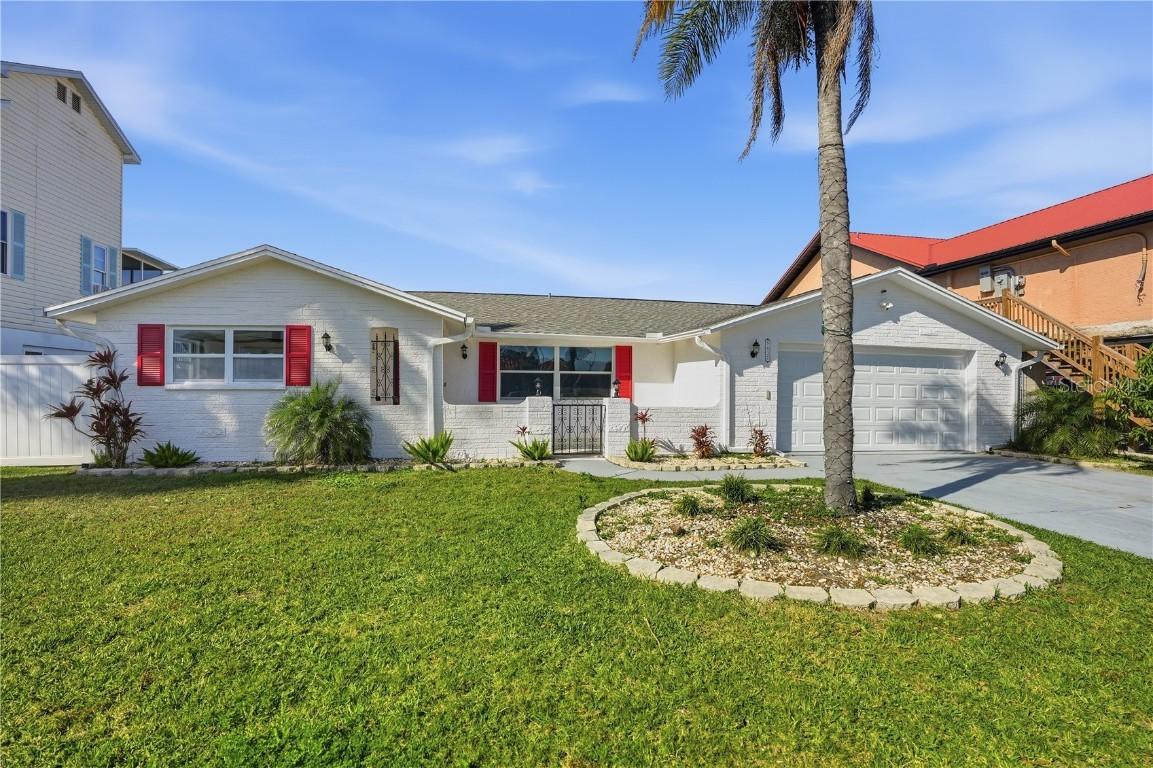 9837 Island Harbor Dr., Port Richey, FL 34668
