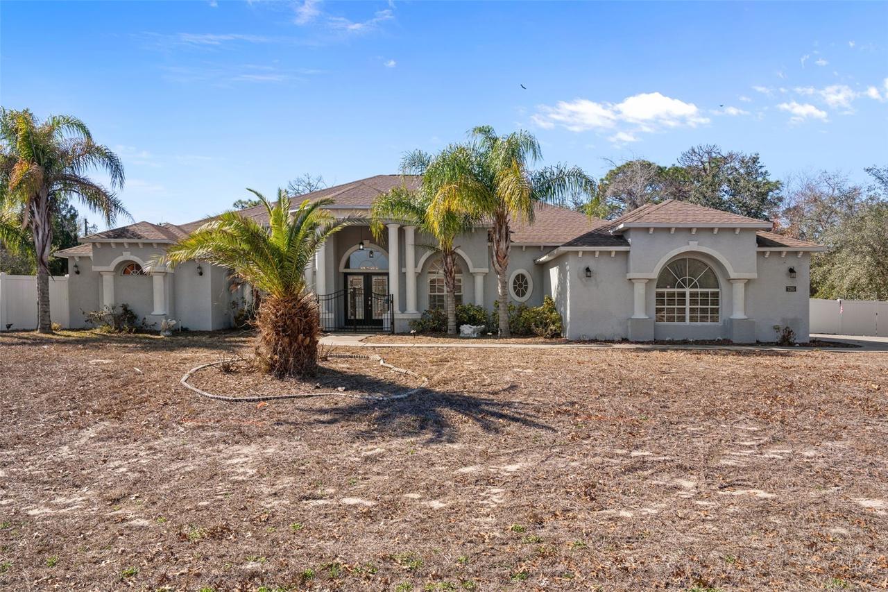 7285 Nightwalker Rd., Weeki Wachee, FL 34613