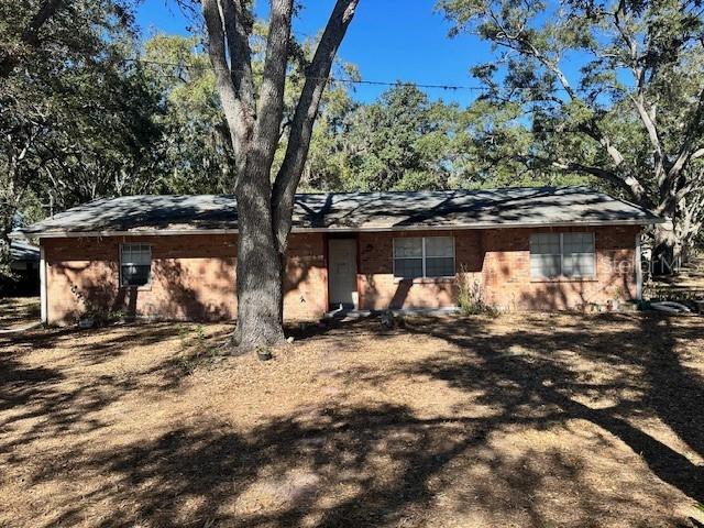 1918 Sydney Rd., Valrico, FL 33594