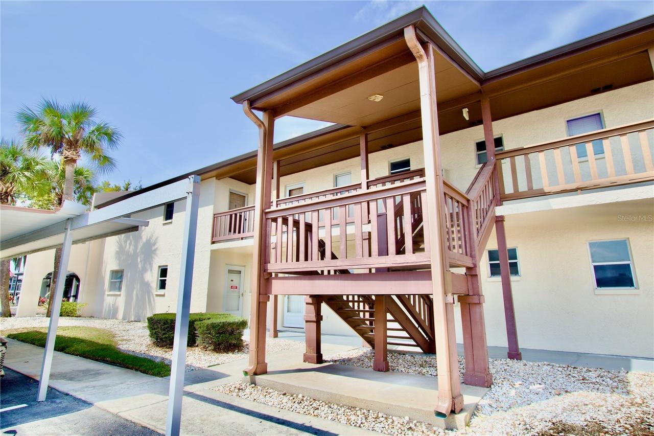 5135 Gemstone Dr. #202, New Port Richey, FL 34652