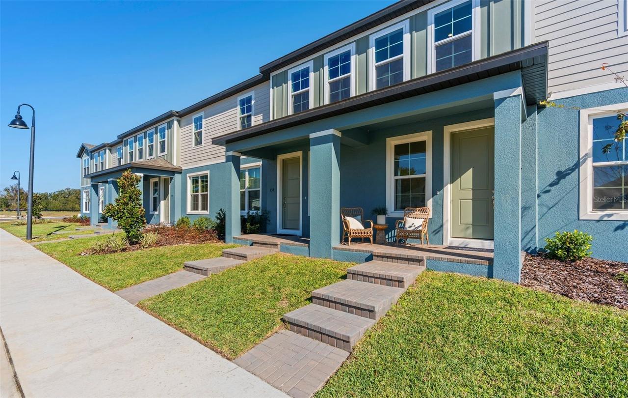 718 Blissful Gardens Way, Apopka, FL 32703