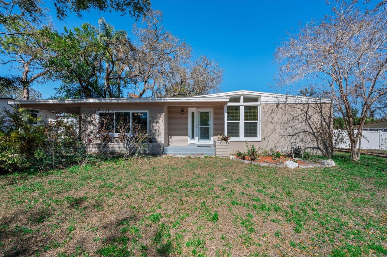206 Linda Ave., Temple Terrace, FL 33617