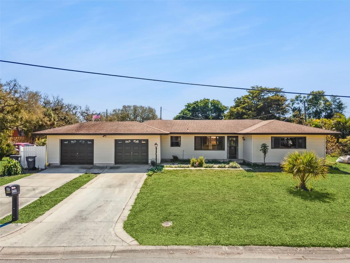 4903 26th Ave., Bradenton, FL 34209