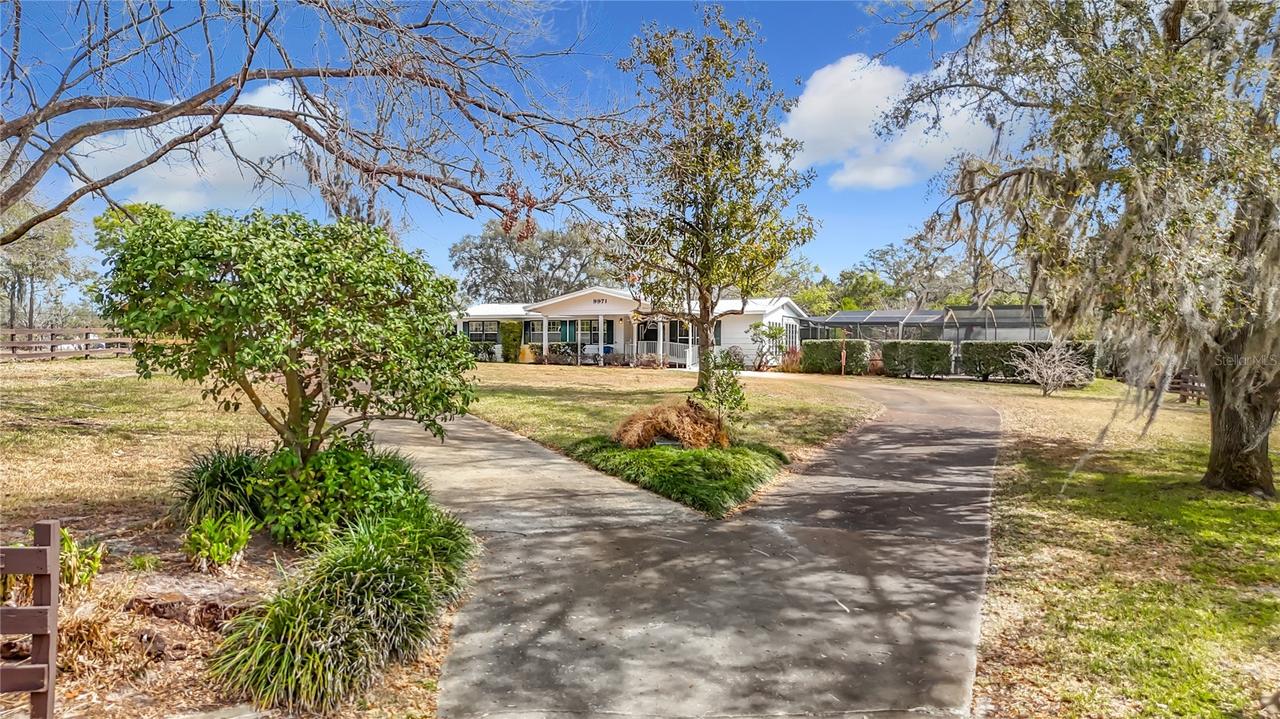 9971 Thaxton St., Weeki Wachee, FL 34613