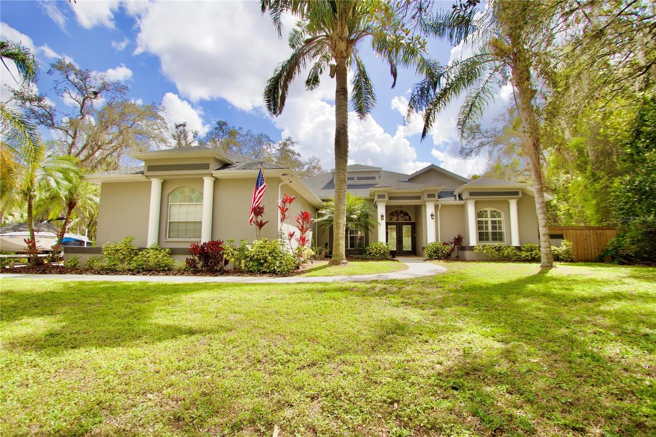 2920 Meadowood Dr., New Port Richey, FL 34655