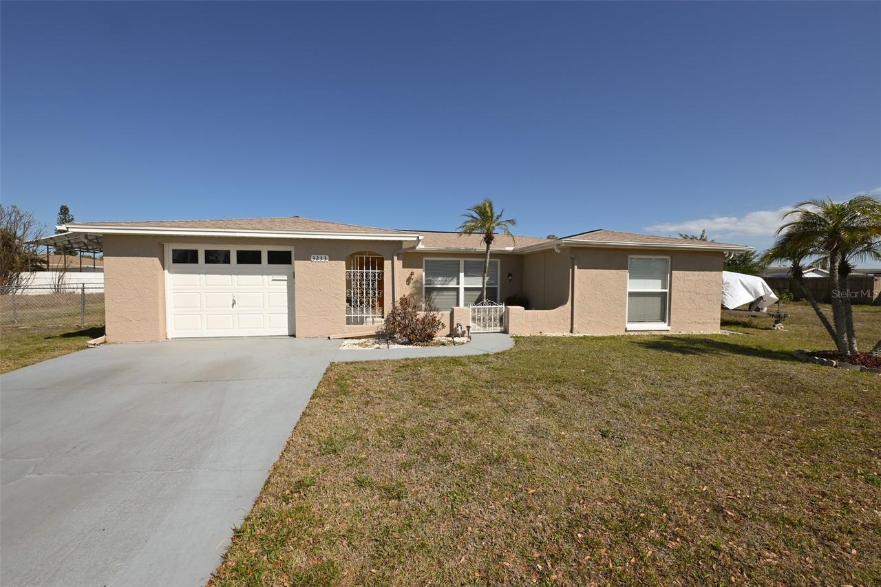 3233 Salisbury Dr., Holiday, FL 34691