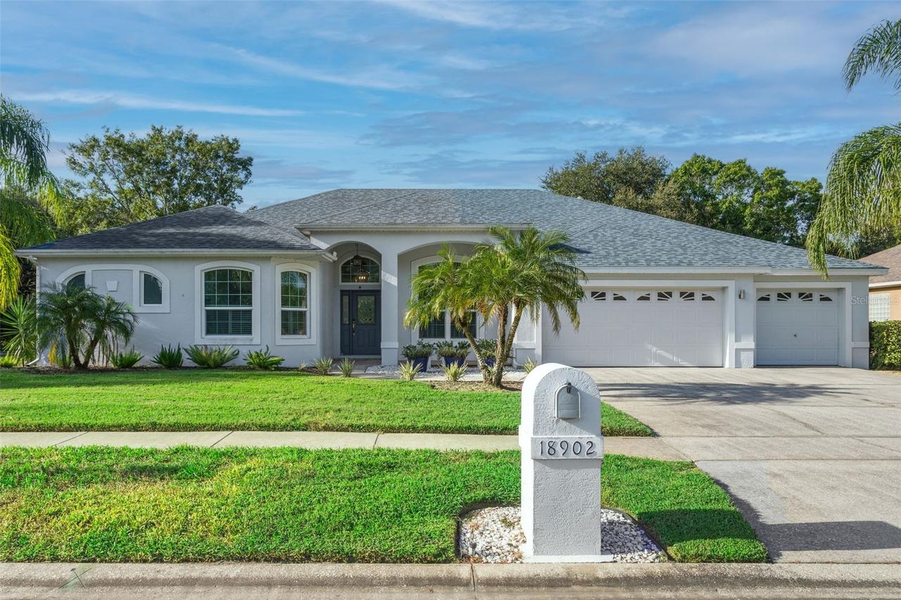 18902 Saint Laurent Dr., Lutz, FL 33558