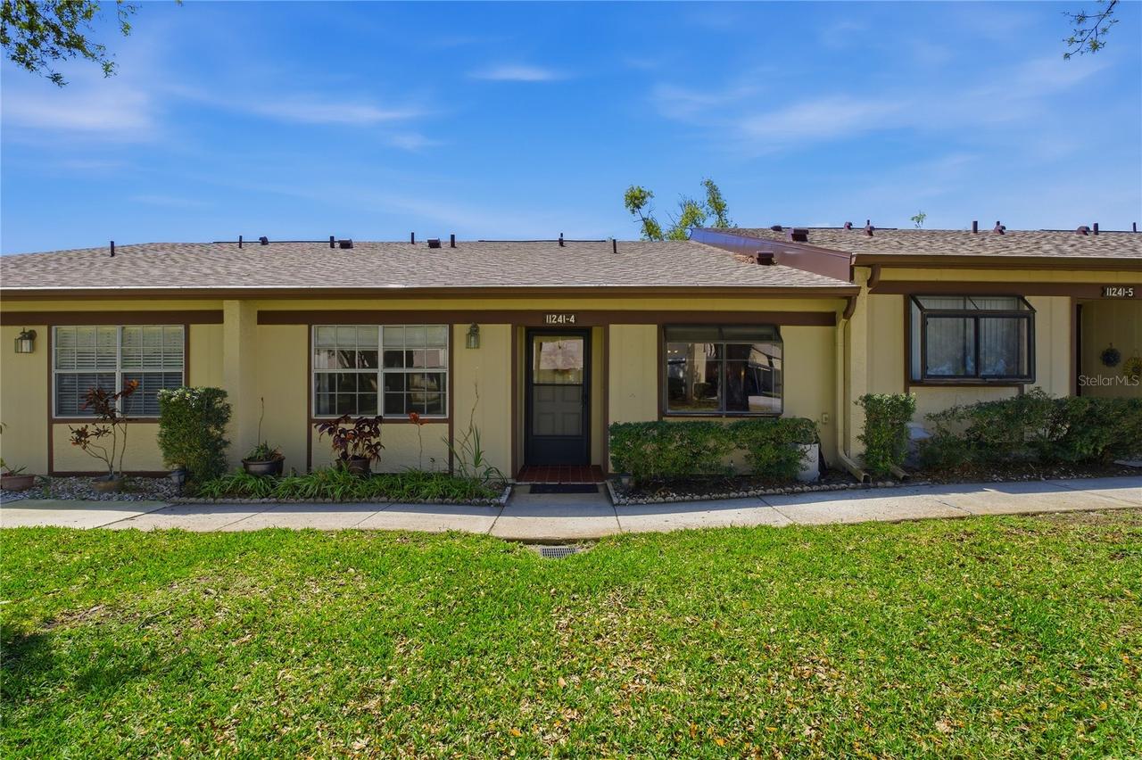 11241 Dollar Lake Dr. #4, Port Richey, FL 34668