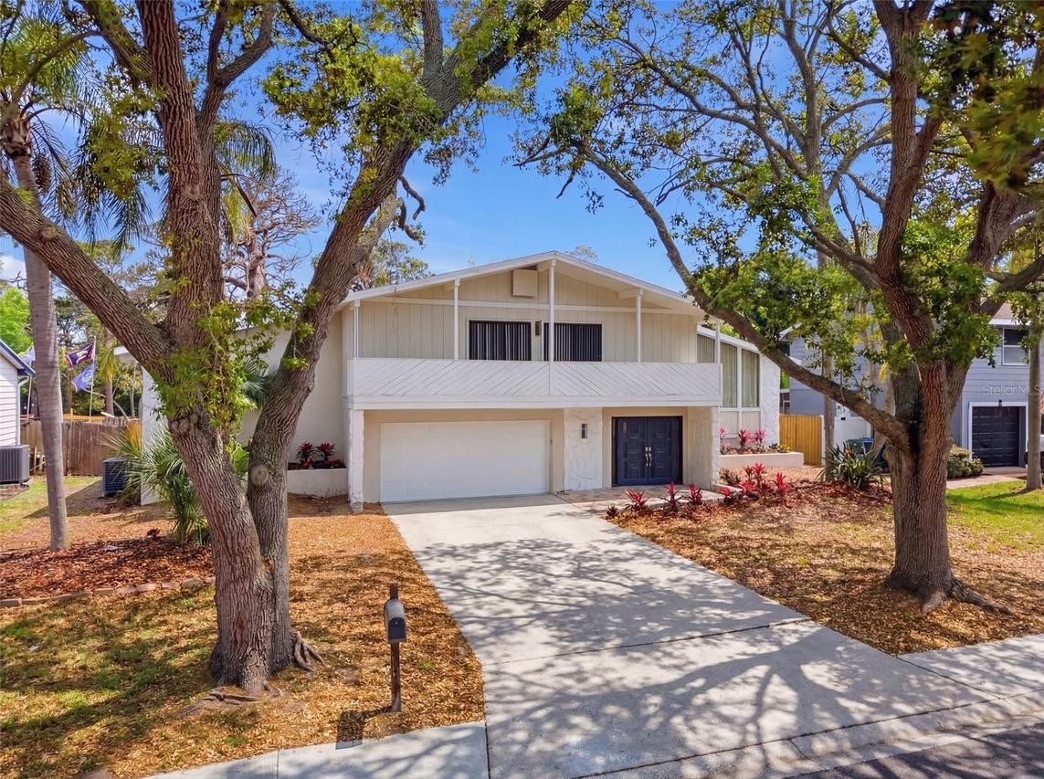 8430 144th Ln., Seminole, FL 33776