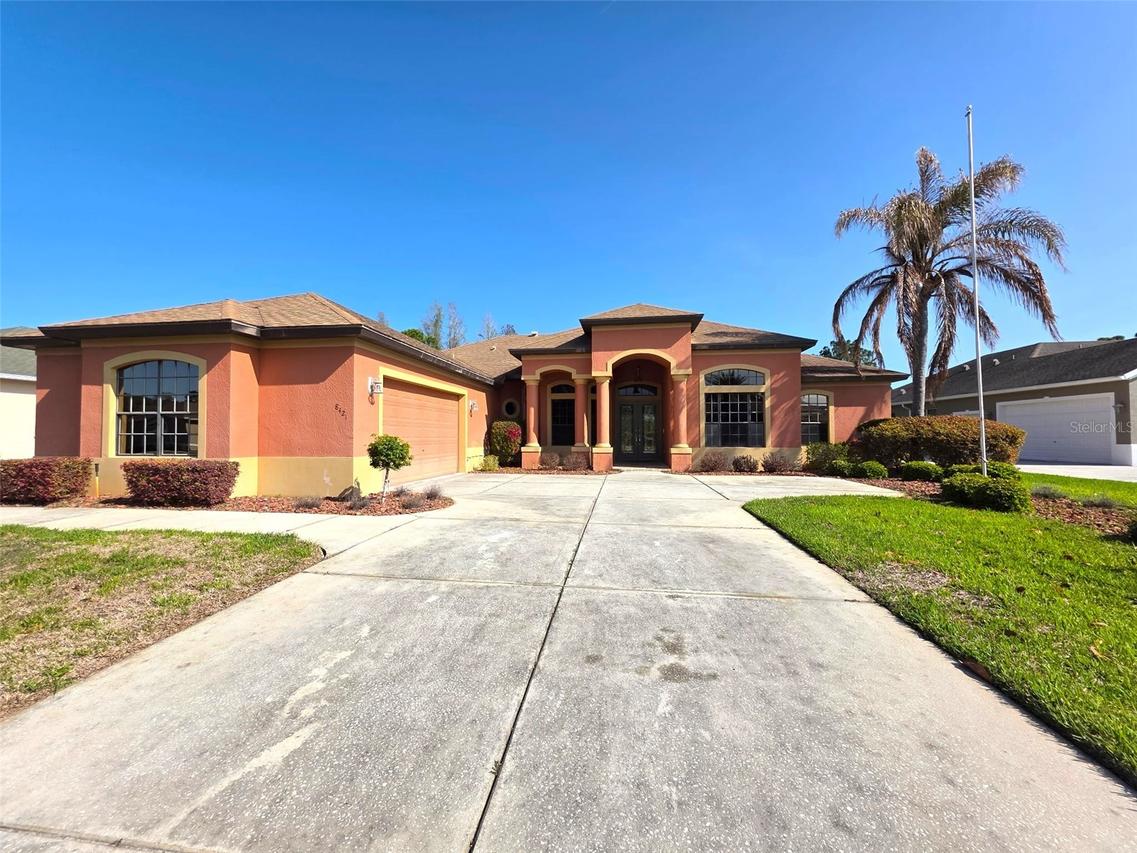 8421 Charleston Dr., Weeki Wachee, FL 34613