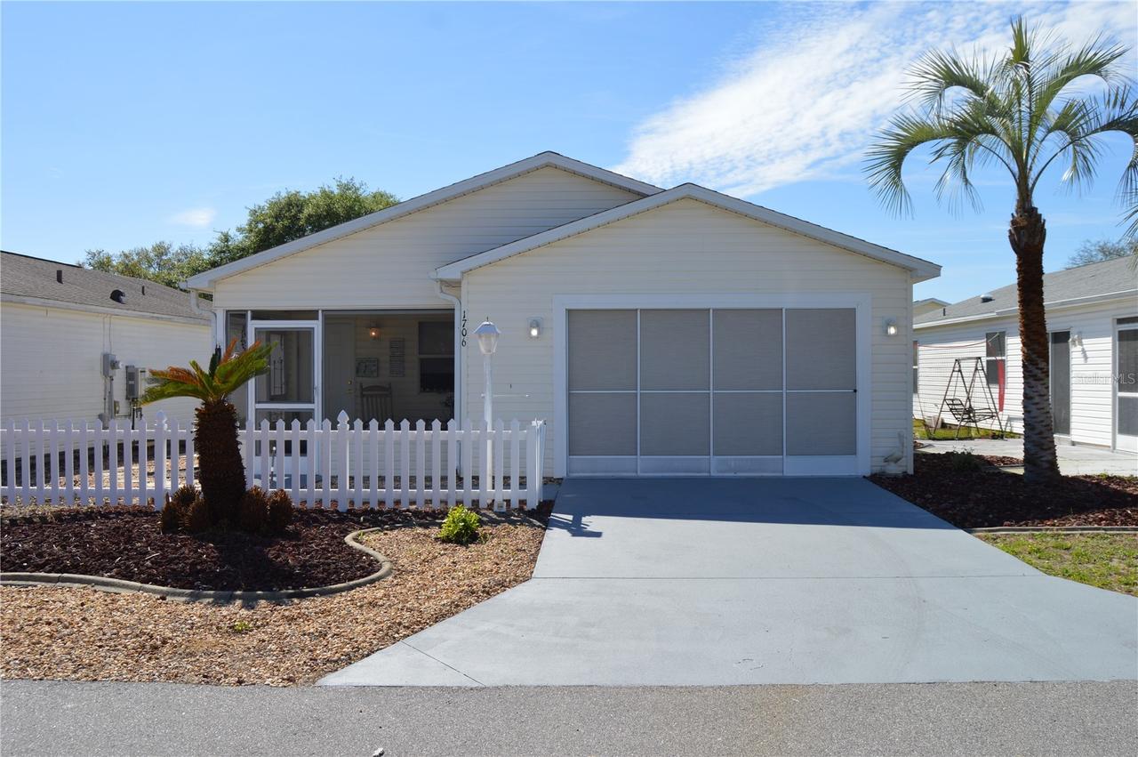 1706 El Nino St., The Villages, FL 32162