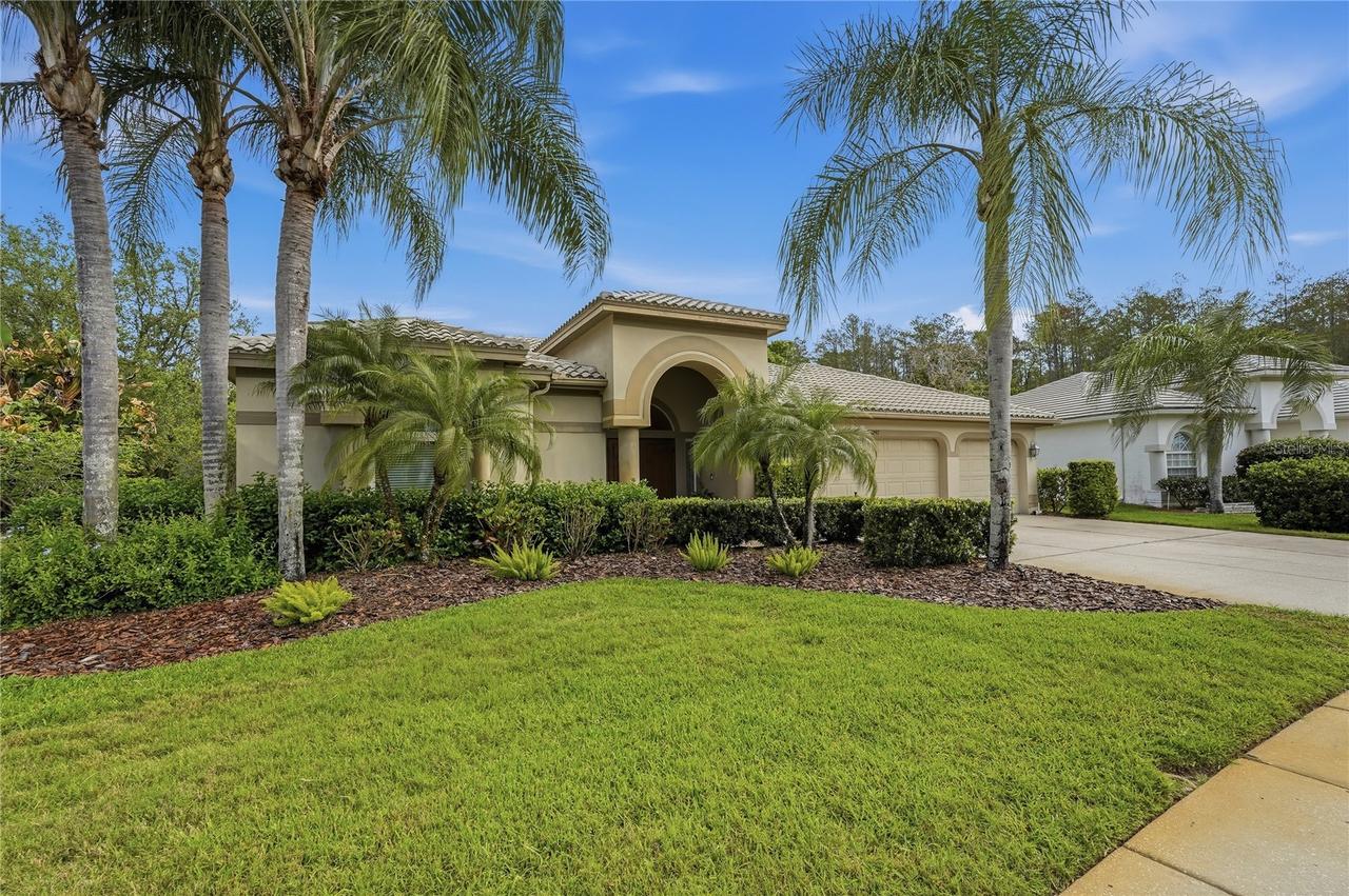 1297 Kings Way Ln., Tarpon Springs, FL 34688