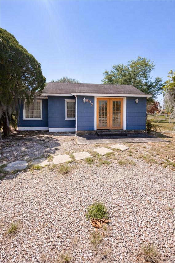 907 Gwendolynn St., Avon Park, FL 33825