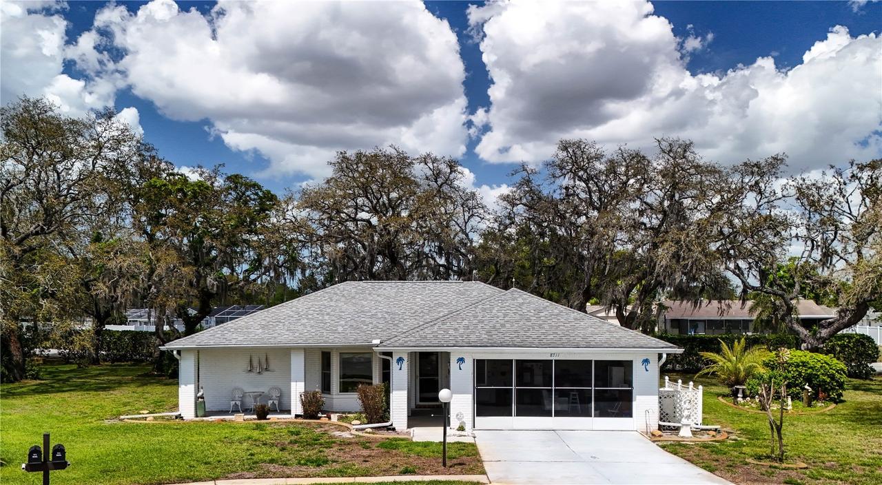 8711 Gold Pine Dr, Port Richey, FL 34668