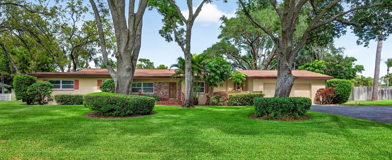 7 Eagle Ln., Palm Harbor, FL 34683
