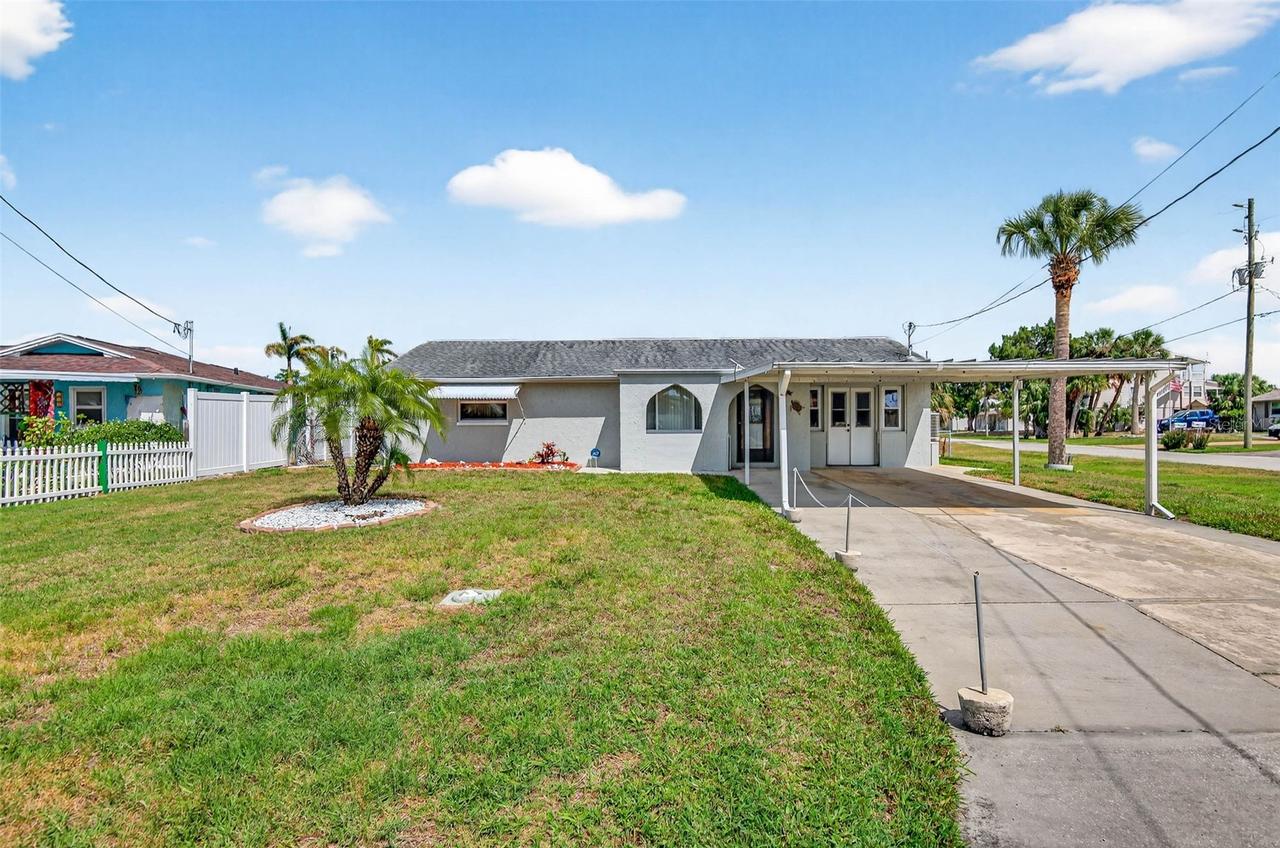 6645 Harbor Dr., Hudson, FL 34667