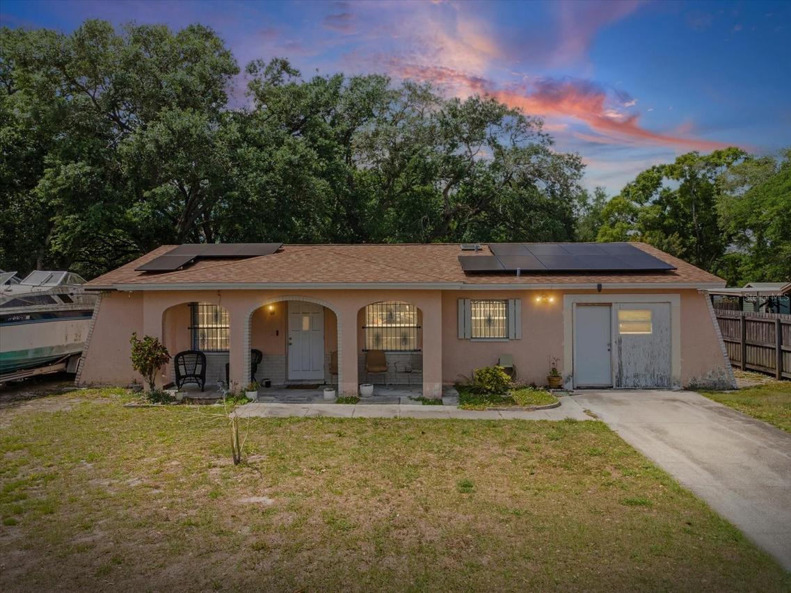 1810 Green Ridge Rd., Tampa, FL 33619