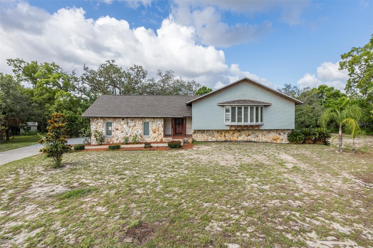 9947 Grove Dr., New Port Richey, FL 34654