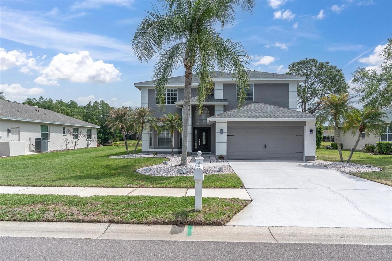 2487 Saddlewood Ln., Palm Harbor, FL 34685