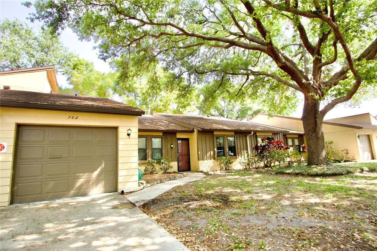 2101 Sunset Point Rd. #702, Clearwater, FL 33765