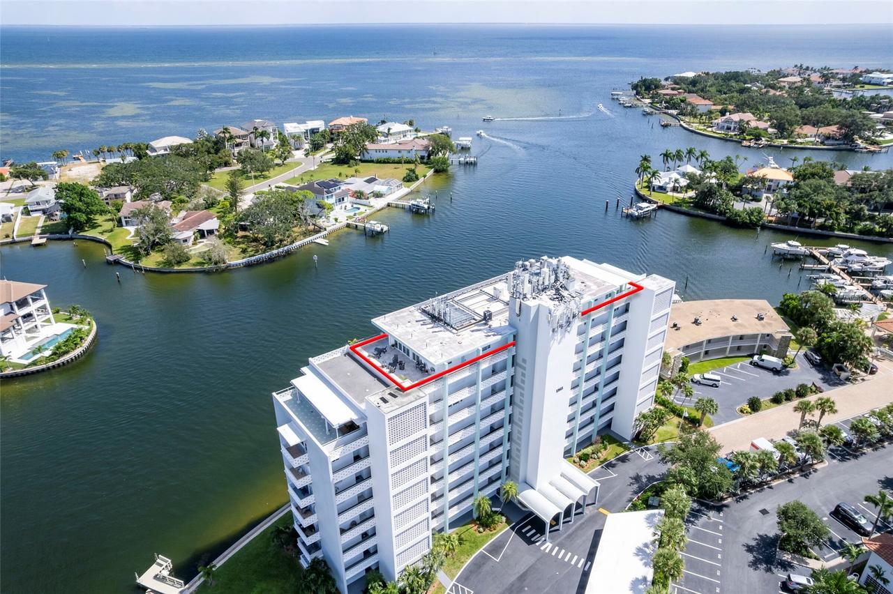 1365 Snell Isle Blvd. #9A, St Petersburg, FL 33704