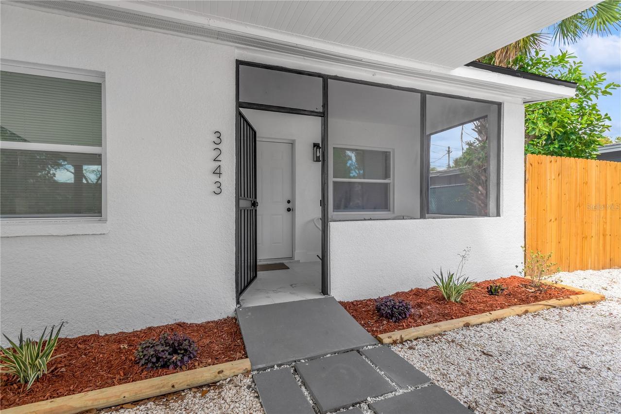 3243 6th Ave., St Petersburg, FL 33712