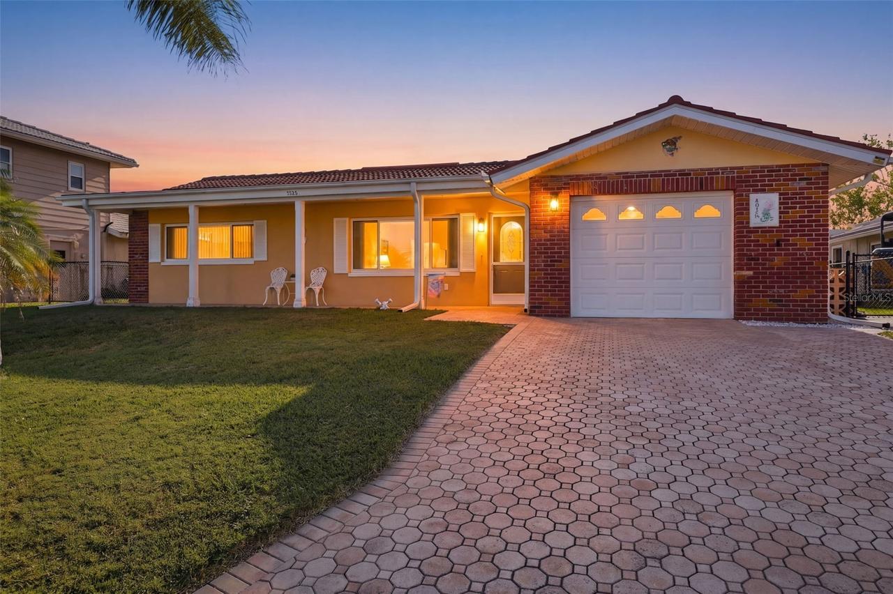 4926 Forecastle Dr., New Port Richey, FL 34652