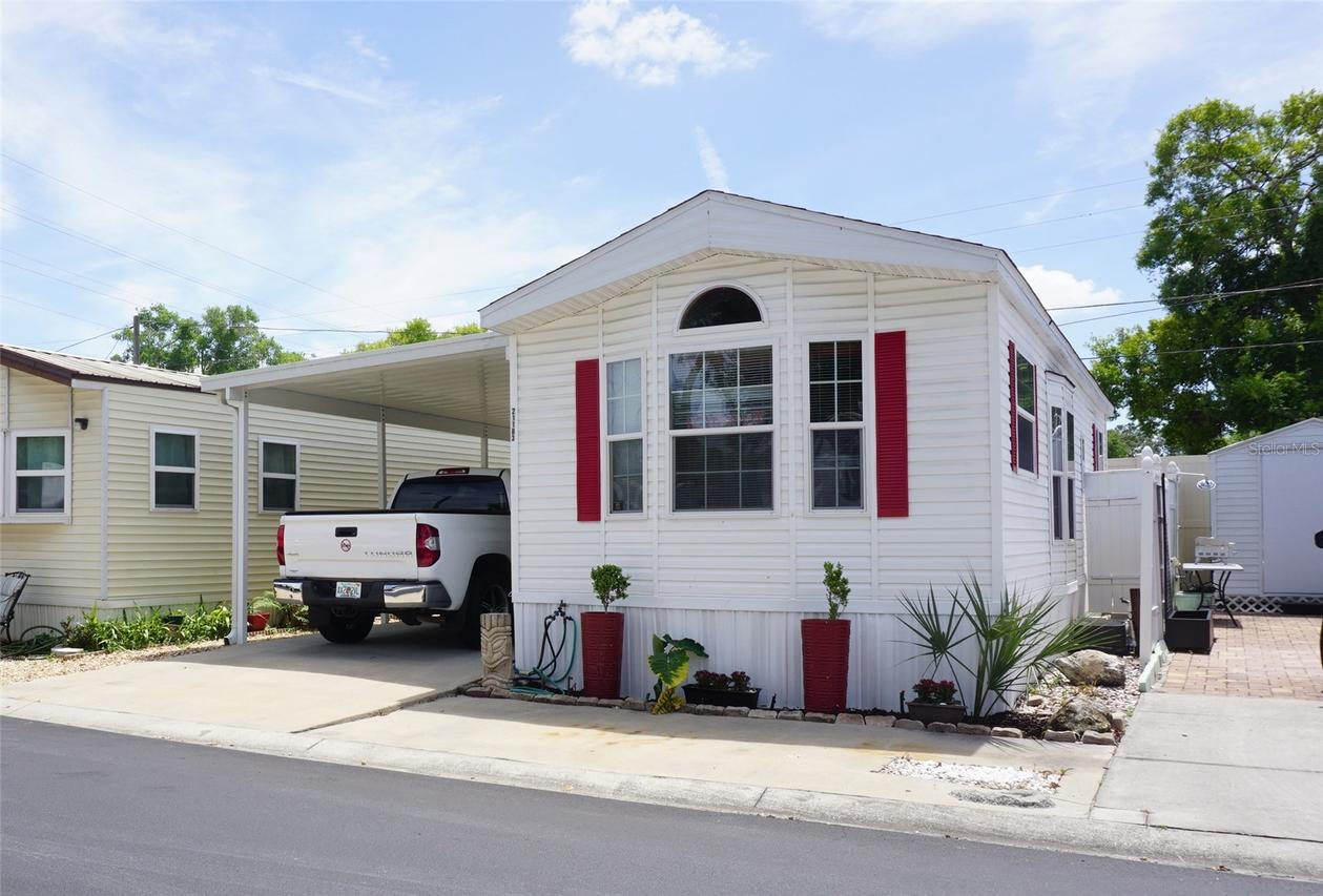 21183 Lazy Days Cir., Lutz, FL 33558