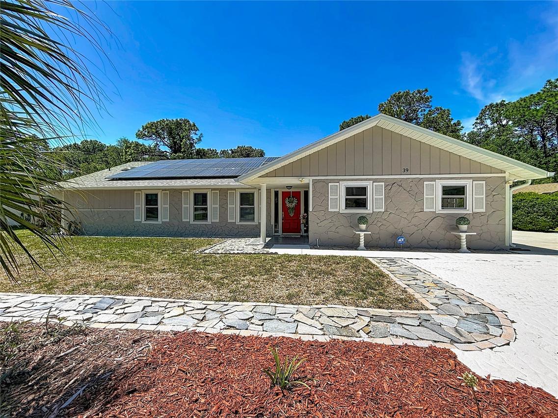 39 Pine St., Homosassa, FL 34446