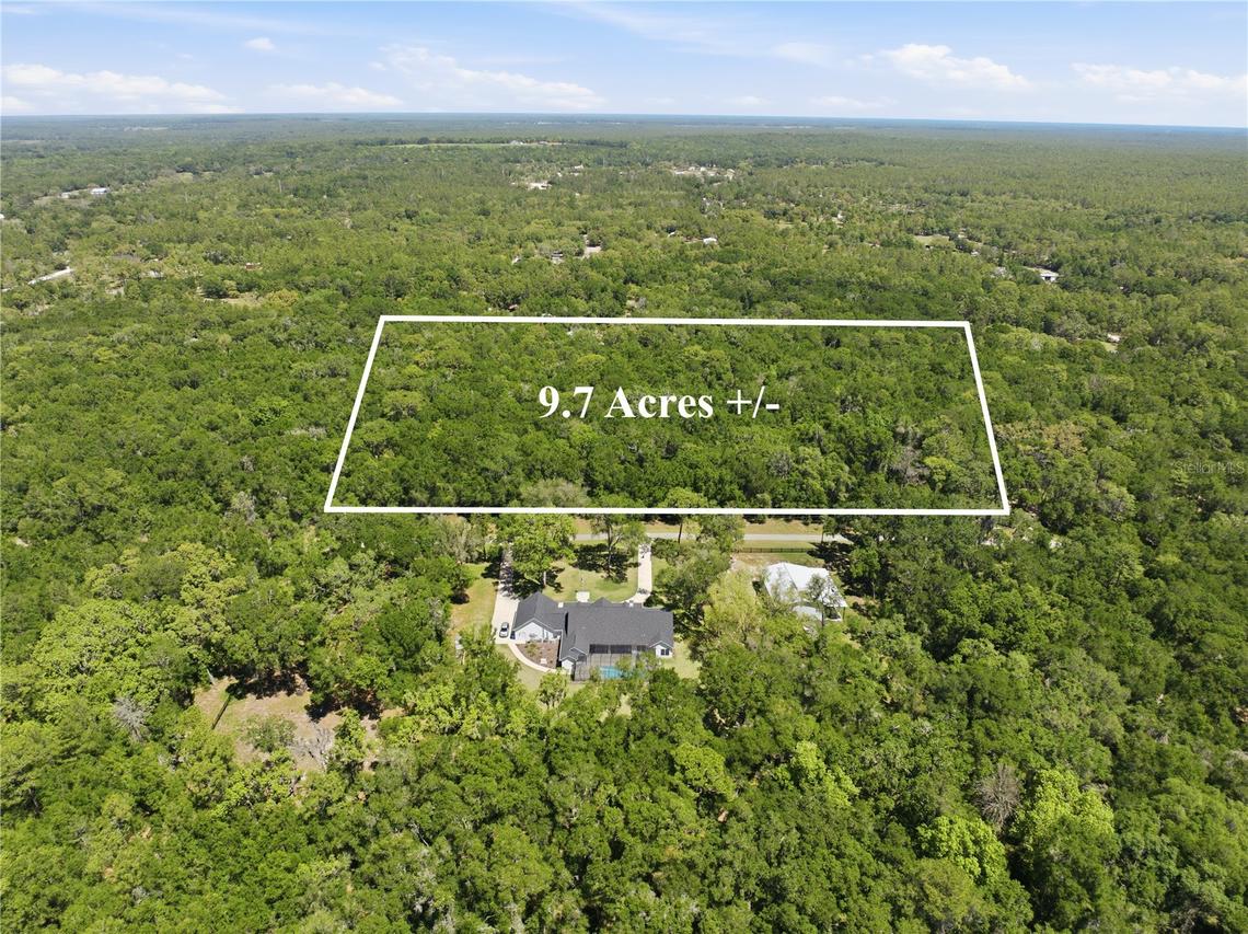 Dark Star Tr., Brooksville, FL 34601