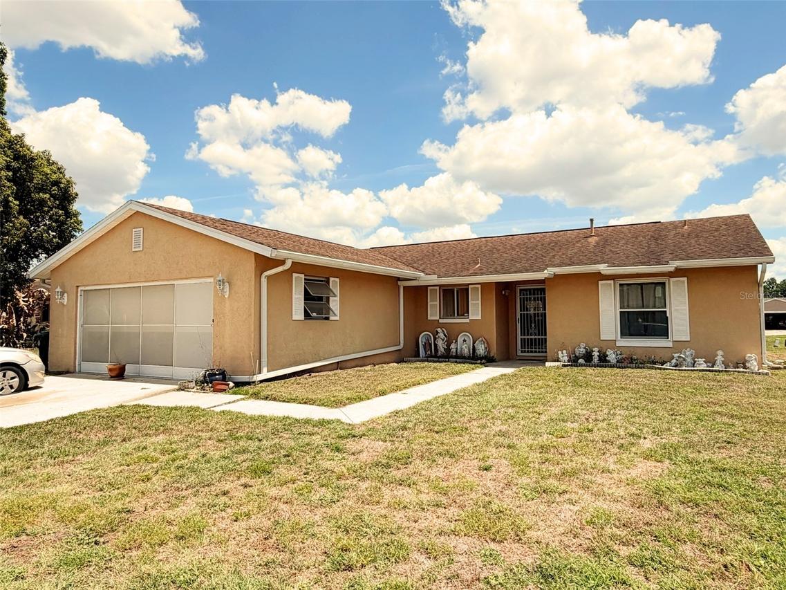 10537 Linger Ln, Orlando, FL 32821