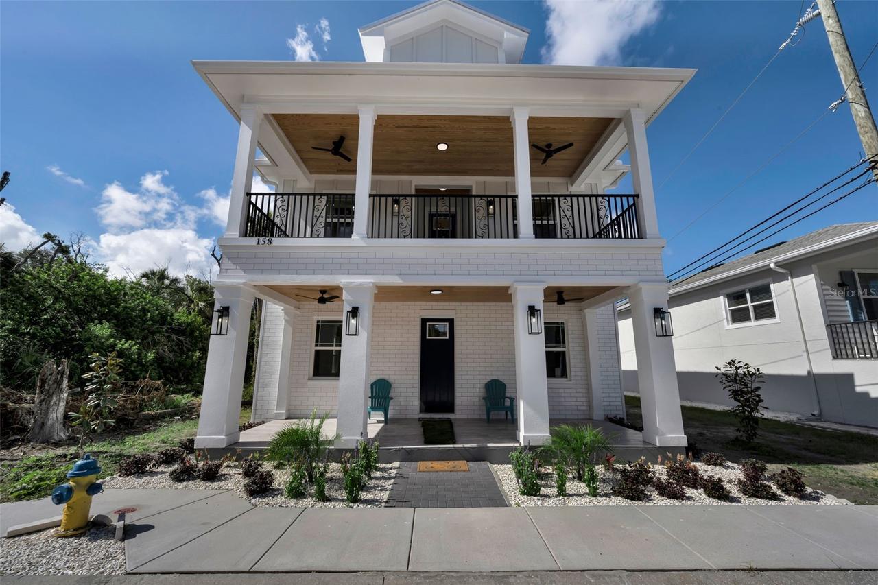 158 E Spruce St., Tarpon Springs, FL 34689