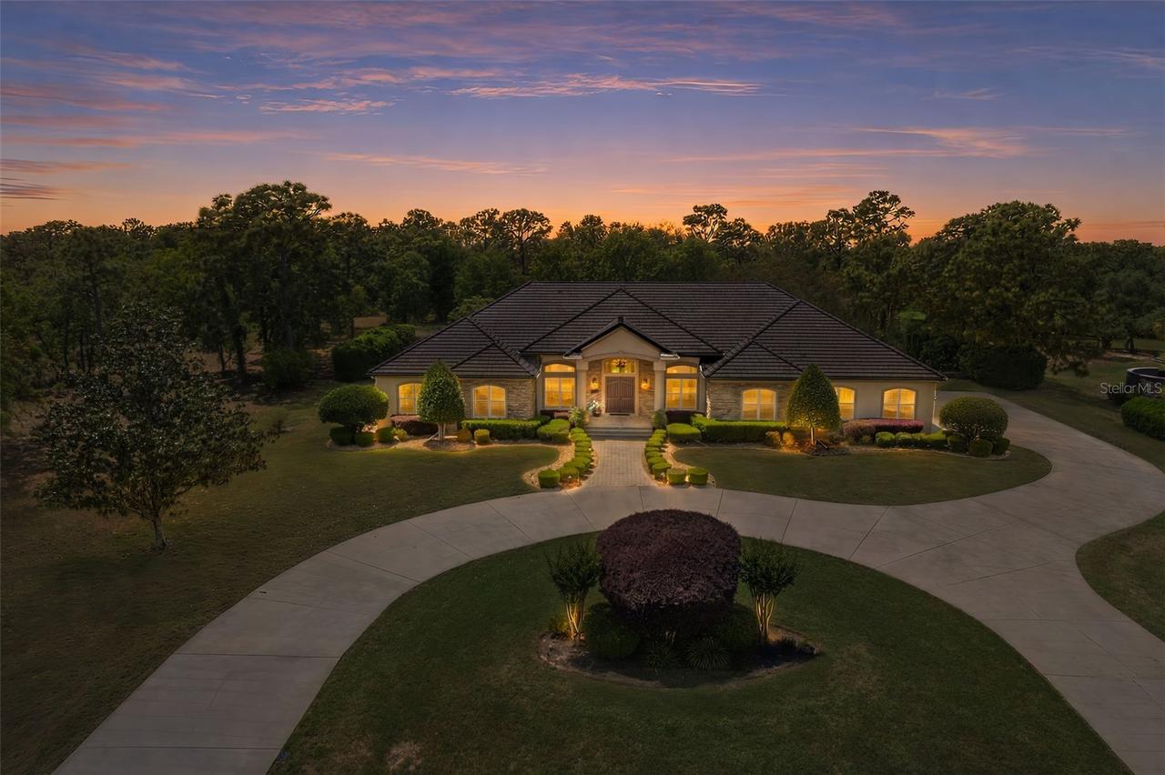 3975 N Grayhawk Loop, Lecanto, FL 34461