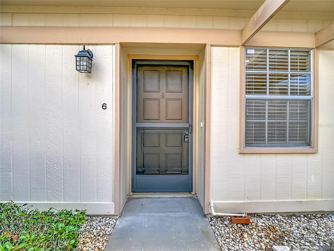 11132 Pembridge Ct. #6, Port Richey, FL 34668
