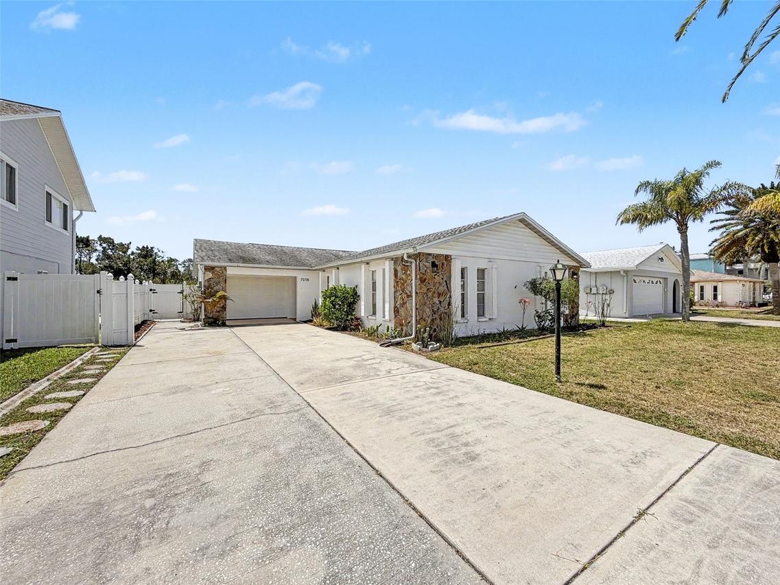 7038 Southwind Dr., Hudson, FL 34667
