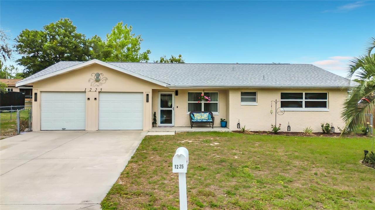 1225 NE 2nd St., Crystal River, FL 34429