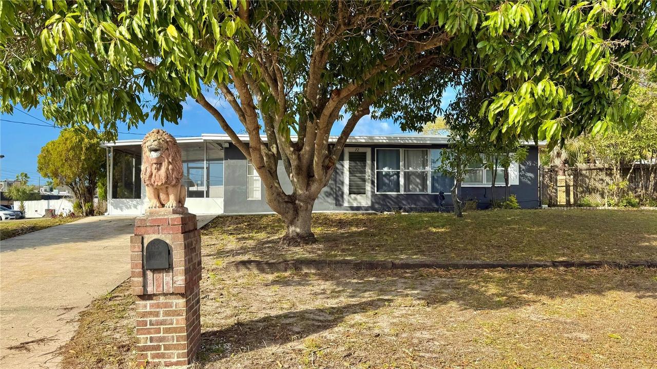 72 Lake Shore Dr., Palm Harbor, FL 34684