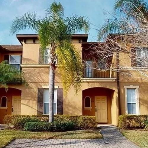 216 Calabria Ave., Davenport, FL 33897