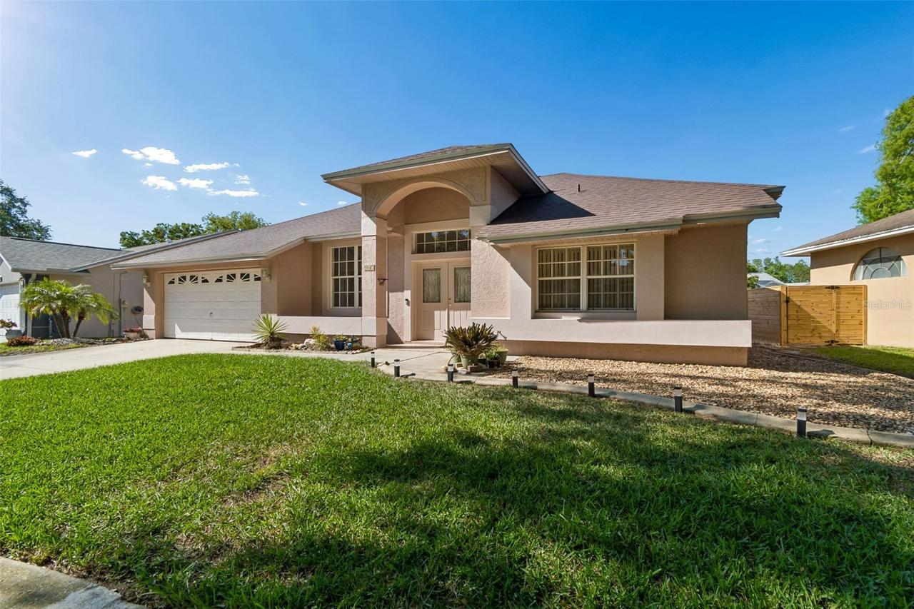 907 Brittany Park Blvd., Tarpon Springs, FL 34689