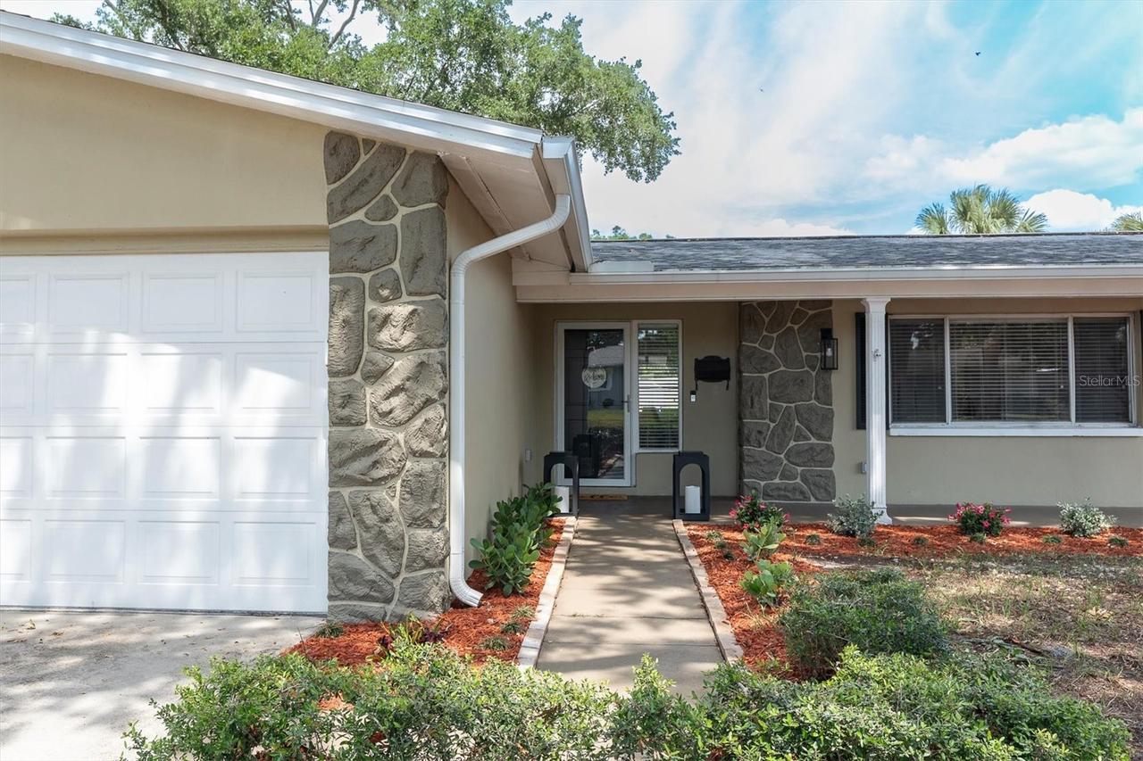 6860 14th Way, St Petersburg, FL 33705