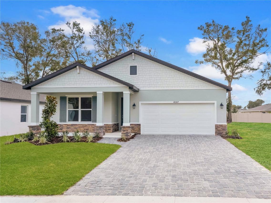 4300 Darby Ct., Eustis, FL 32736