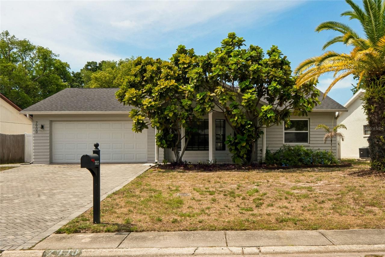 7900 Cayuga Dr., New Port Richey, FL 34653