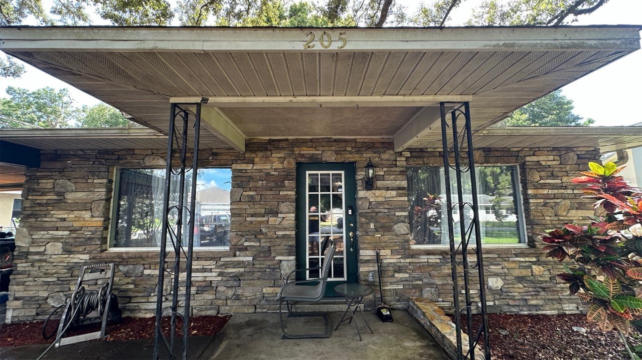 205 Pinecrest Rd., Mount Dora, FL 32757