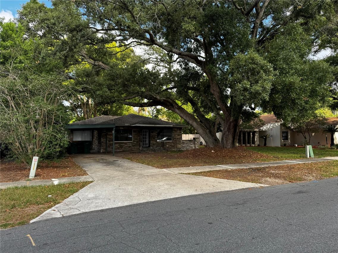 205 Pinecrest Rd., Mount Dora, FL 32757