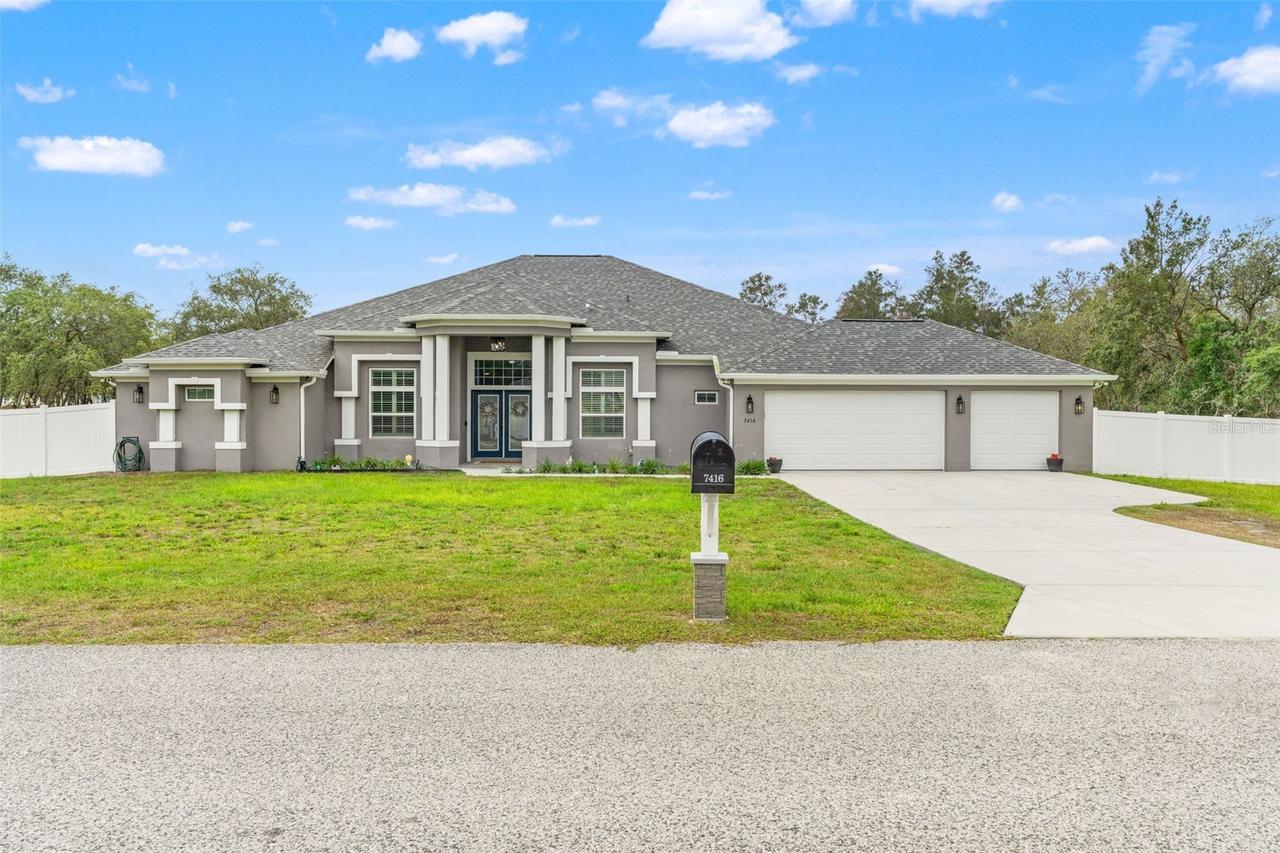 7416 Bahama Swallow Ave., Weeki Wachee, FL 34613